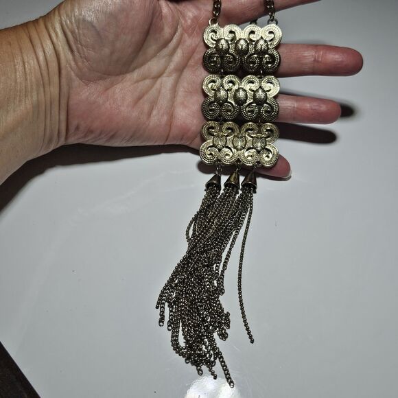 Large Gold Tone Tassel Articulated Statement Necklace 36" - Picture 1 of 15